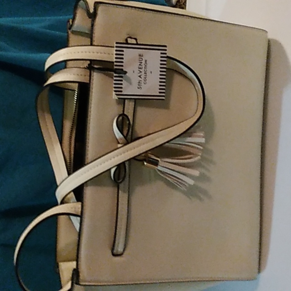 NWT Saks 5th Ave Large Bag with Bow Detail